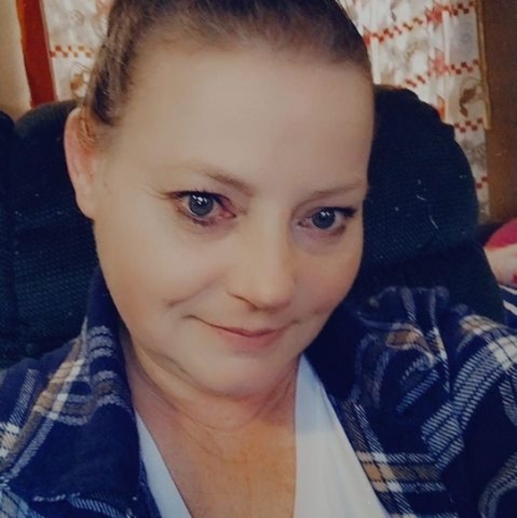 Meet your Posher, Jennifer - Picture 1 of 1